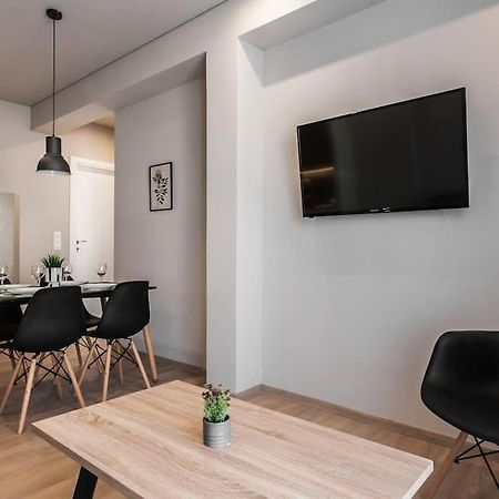 Piraeus Deluxe 2Bdr Apt - Near Metro And Port Dış mekan fotoğraf