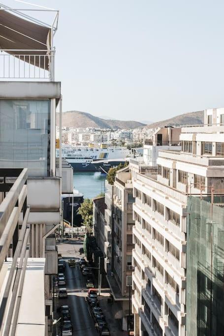 Piraeus Deluxe 2Bdr Apt - Near Metro And Port Dış mekan fotoğraf